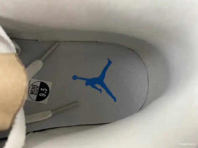 Jordan Air 3 Lucky CT8532-101 Shorts 0426